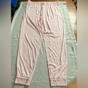 Woman splendid pajama pants.